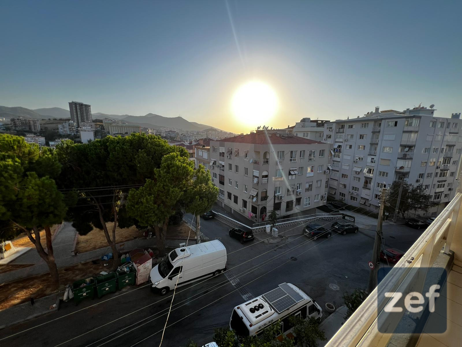 İNÖNÜ CADDESİ, AMERİKAN KOLEJİ YAKINI 3+1 DAİRE